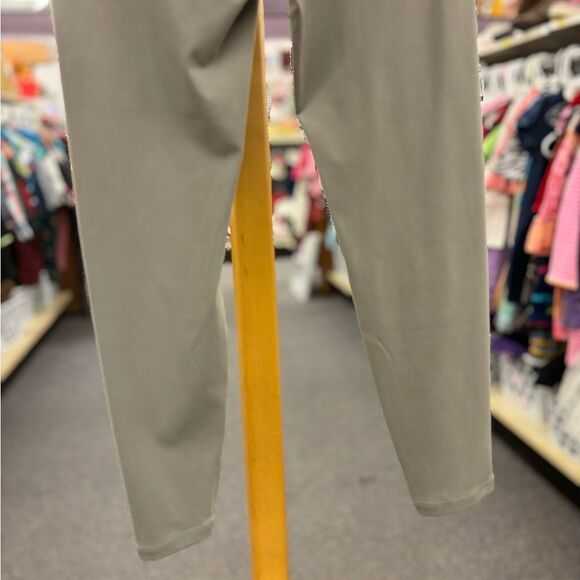 Zyia Ladies 2 Dark Gray Leggings - Picture 6 of 6